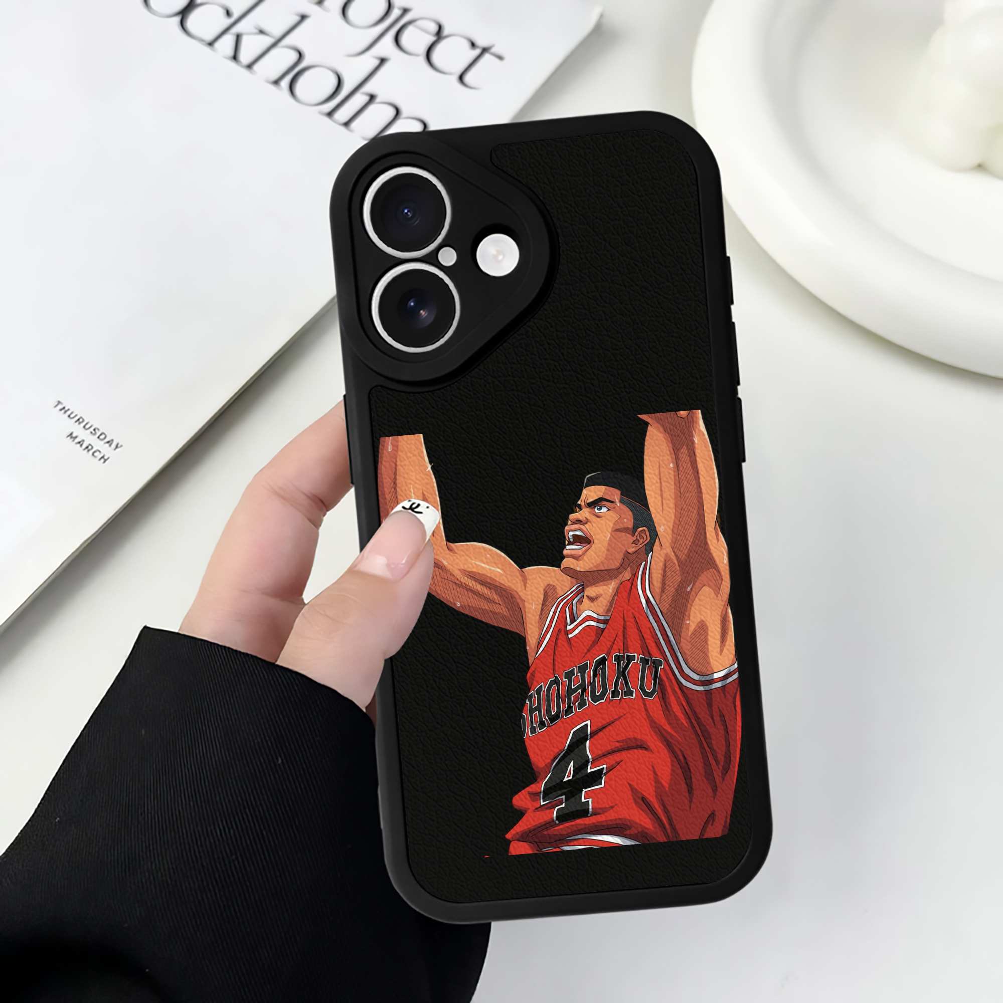（画像用） SLAM DUNK／スラムダンク 【iPhone 16シリーズ対応】シリコンスマホケース（レザー調） 材質：シリコン